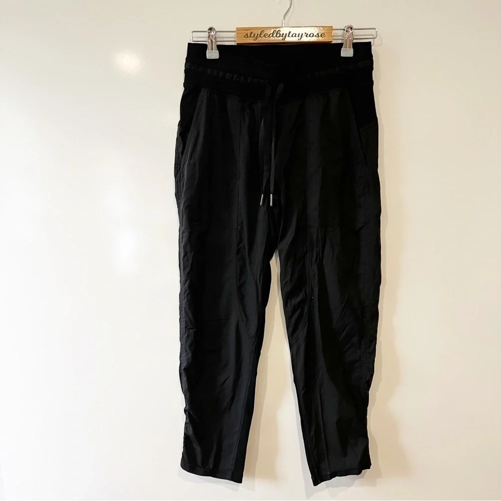 Lululemon Dance Studio Crop *25
